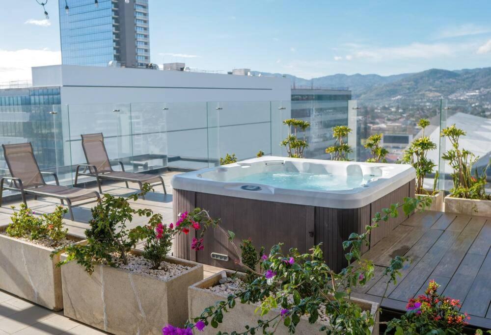 Urban Executive Stay San Jose (San Jose) Exterior foto