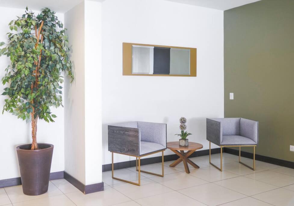 Urban Executive Stay San Jose (San Jose) Exterior foto